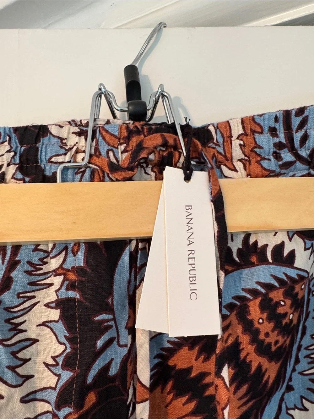 Linen Wide Leg Floral Print Pants in Blue and Brown.